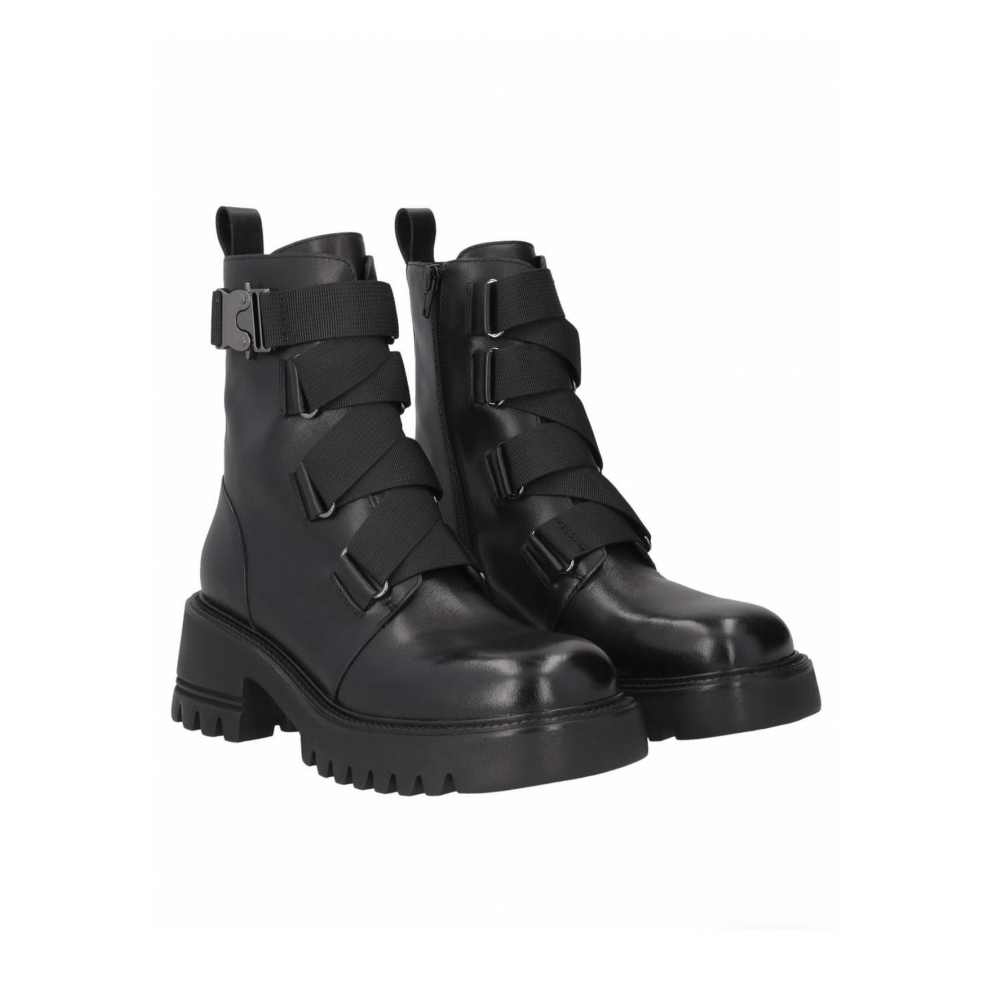 Ботинки TOSCA BLU 2538 черные, шнурок