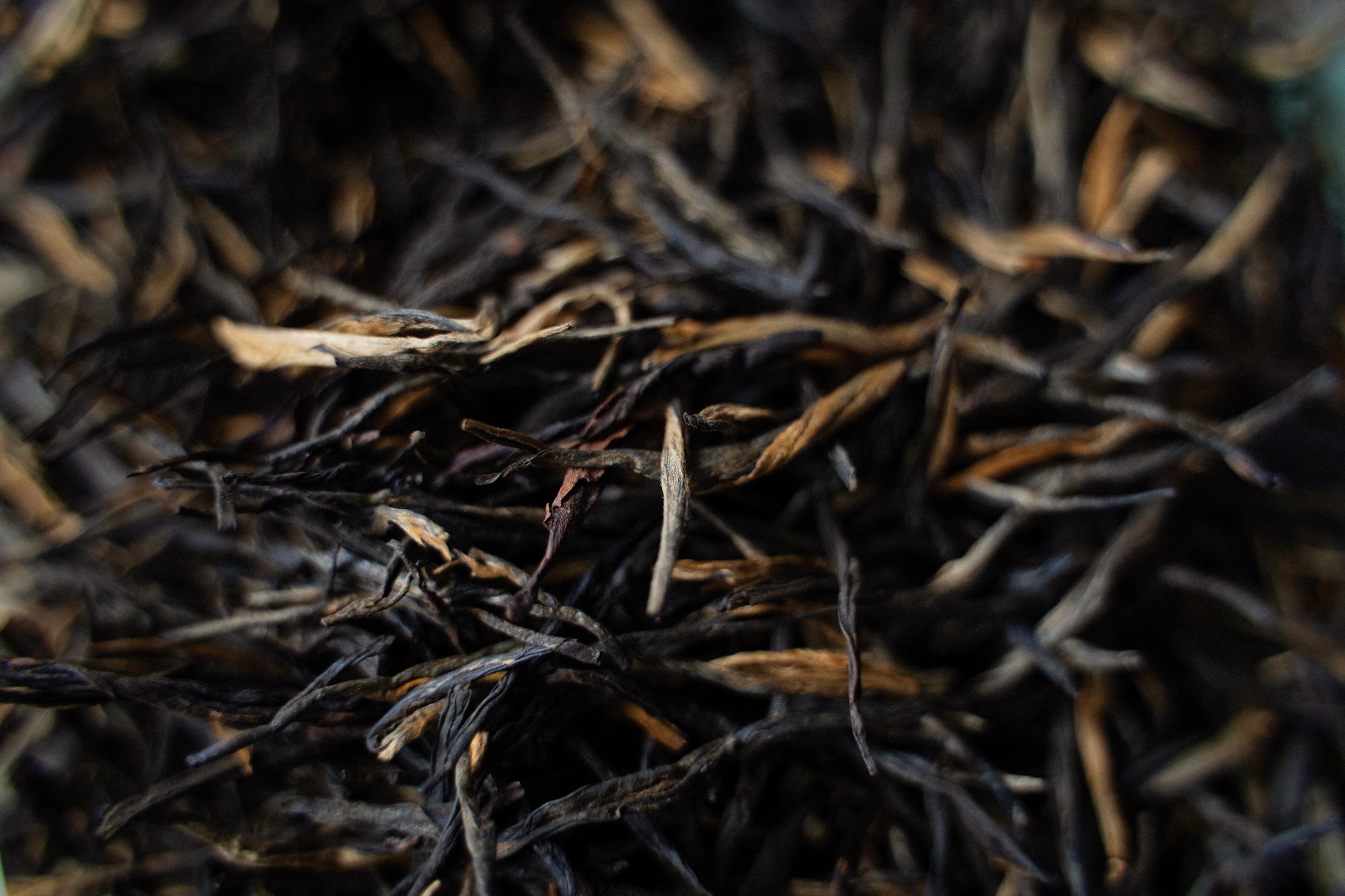 Красный чай "Дянь Хун с прямоствольных деревьев" (ПЧ108)