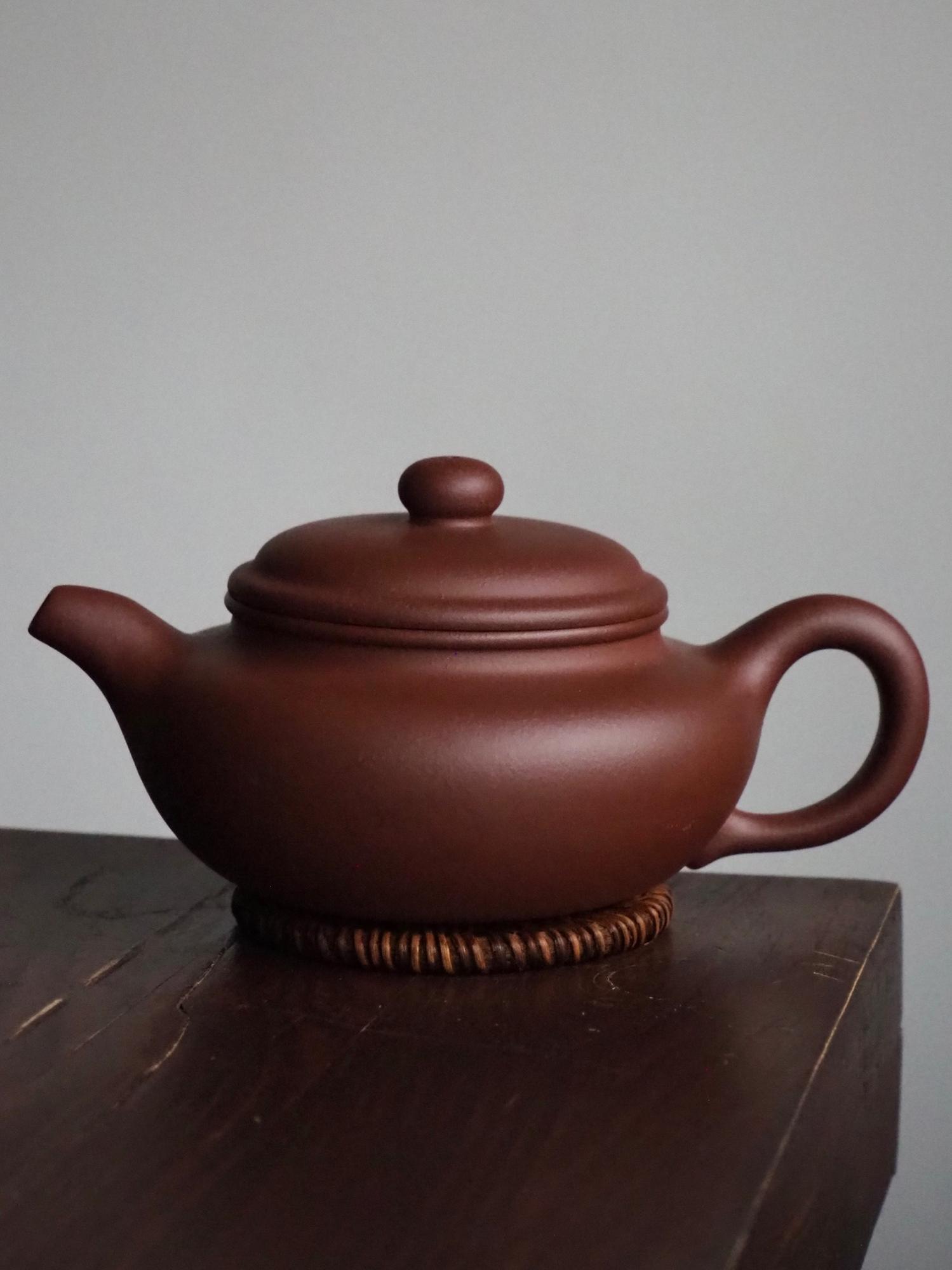 Исинский чайник "Фан Гу"