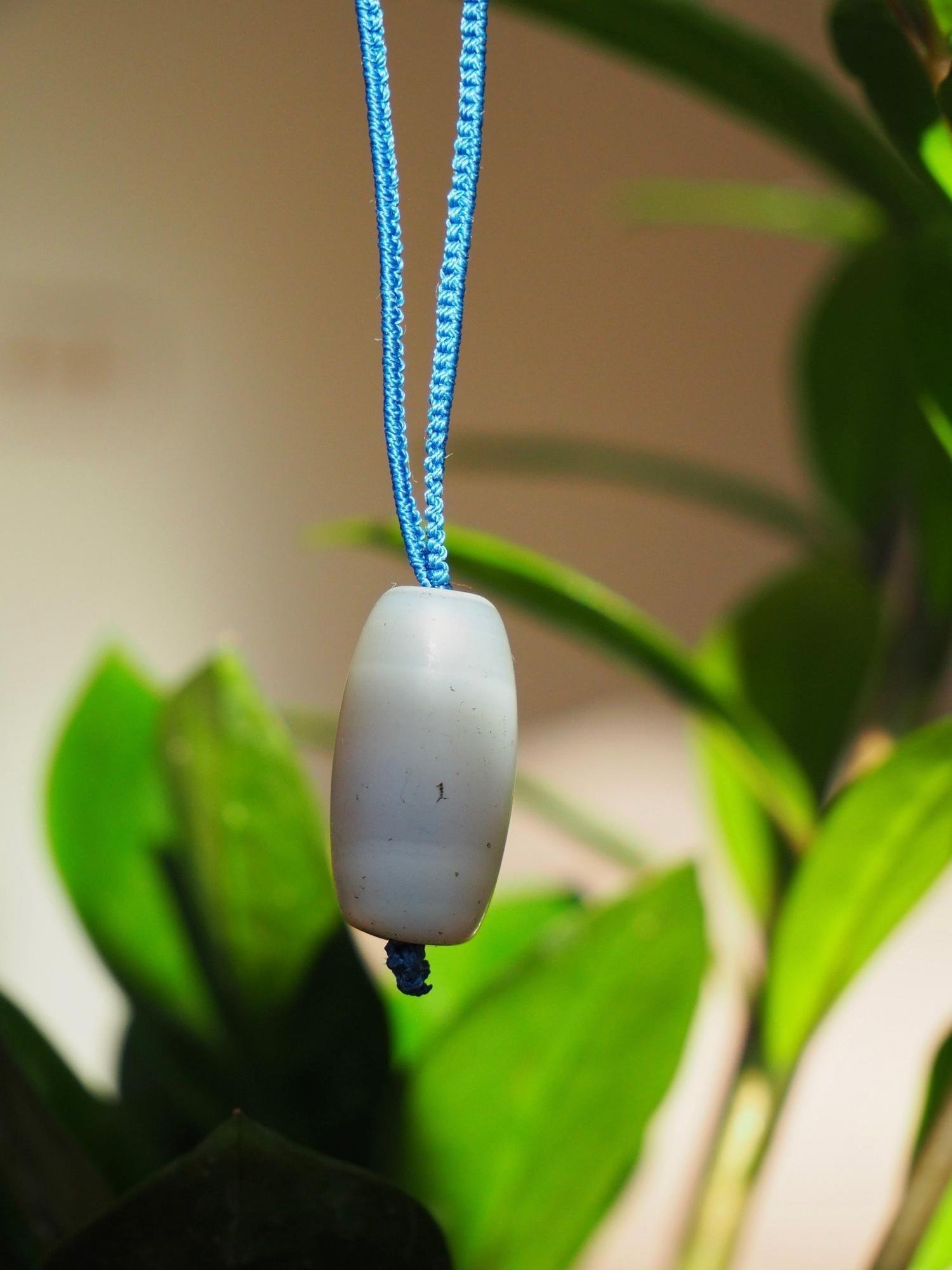 Старая агатовая бусина