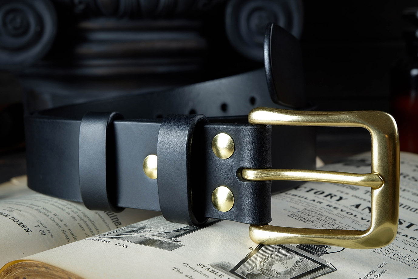 мужской ремень, кожаный ремень, для джинсов, для брюк, черная кожа, пряжка литая латунь, ширина 40 мм, 4 см, ручная работа, Grossone, надежная пряжка, итальянская кожа, ручная прошивка, брючный, джинсовый ремень, классический ремень, купить ремень, заказать ремень, ремень под заказ, ремень большой размер