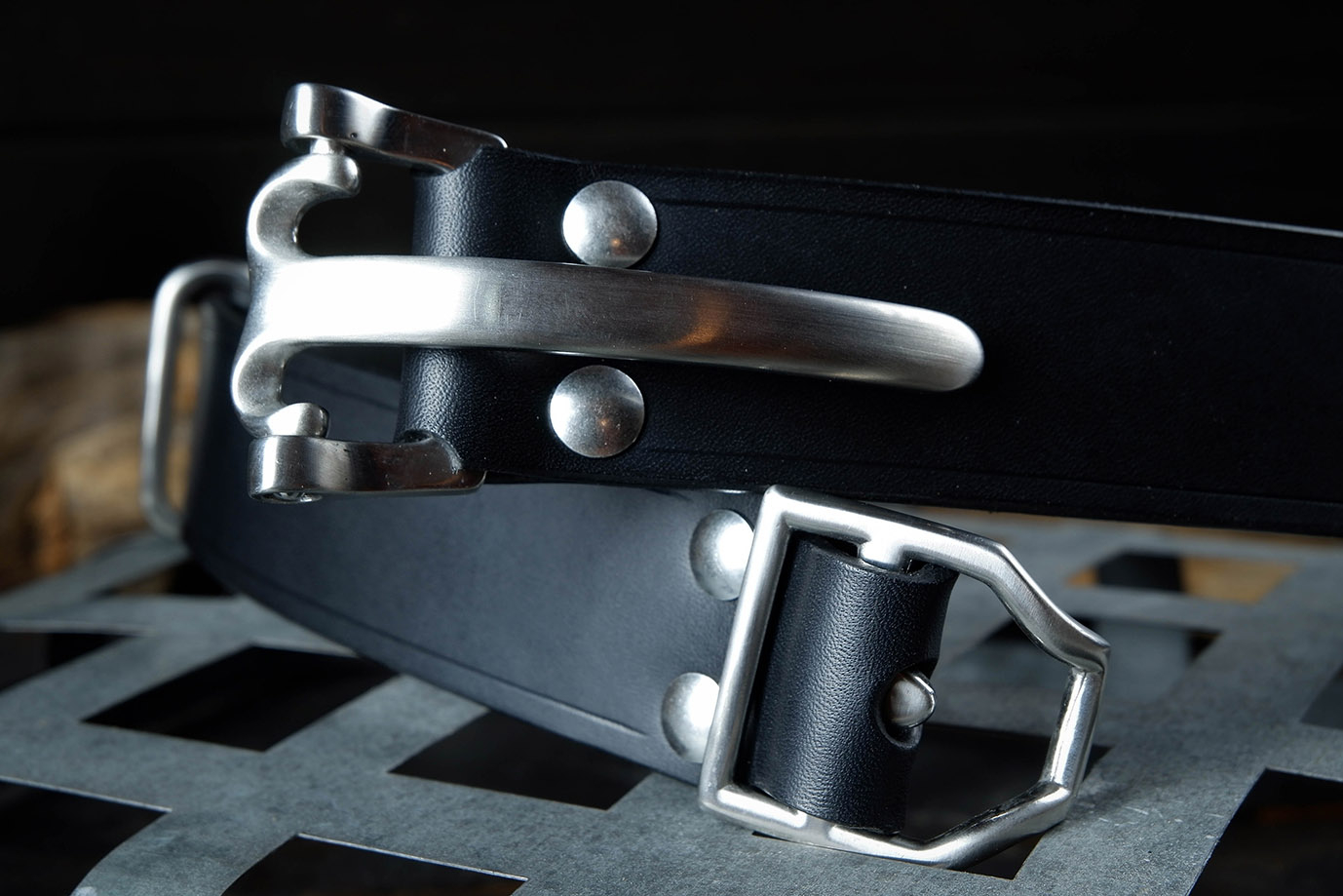 мужской ремень, кожаный ремень, для джинсов, для брюк, черная кожа, пряжка нержавеющая сталь, ширина 40 мм, 4 см, ручная работа, Grossone, надежная пряжка, итальянская кожа, ручная прошивка, брючный, джинсовый ремень, классический ремень, купить ремень, заказать ремень, ремень под заказ, ремень большой размер, необычные пряжки, пряжка литлтон