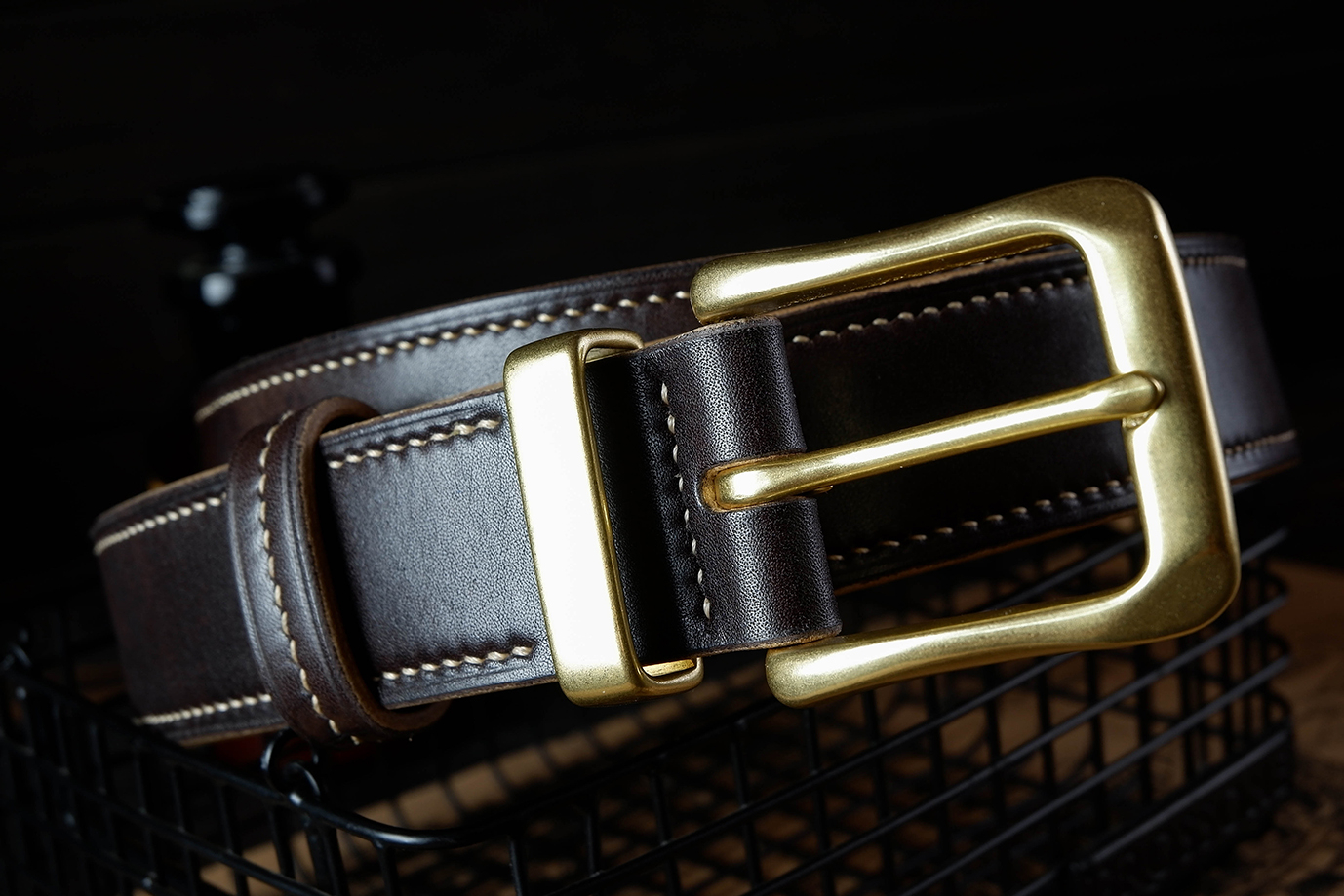 мужской ремень, кожаный ремень, для джинсов, коричневая кожа, темно-коричневая кожа, толстый ремень, пряжка литая латунь, ширина 40 мм, 4 см, ручная работа, Grossone, надежная пряжка, английская кожа, ручная прошивка, брючный, джинсовый ремень, классический ремень, купить ремень, заказать ремень, ремень под заказ, ремень большой размер