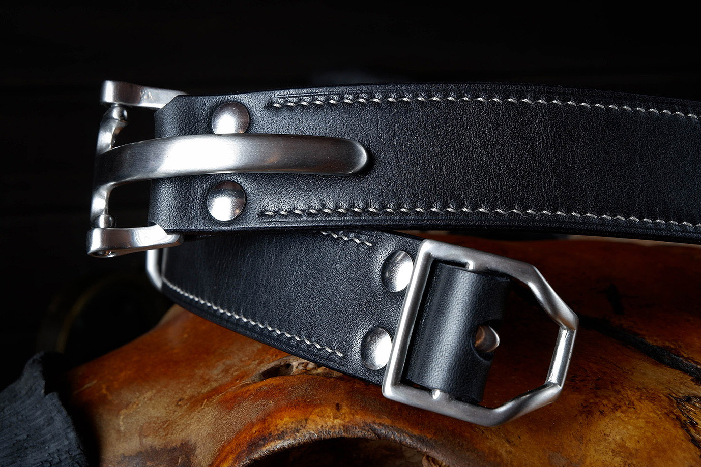 мужской ремень, кожаный ремень, для джинсов, черная кожа, толстый ремень, пряжка нержавеющая сталь, ширина 40 мм, 4 см, ручная работа, Grossone, надежная пряжка, английская кожа, ручная прошивка, брючный, джинсовый ремень, классический ремень, купить ремень, заказать ремень, ремень под заказ, ремень большой размер, необычные пряжки, пряжка литлтон