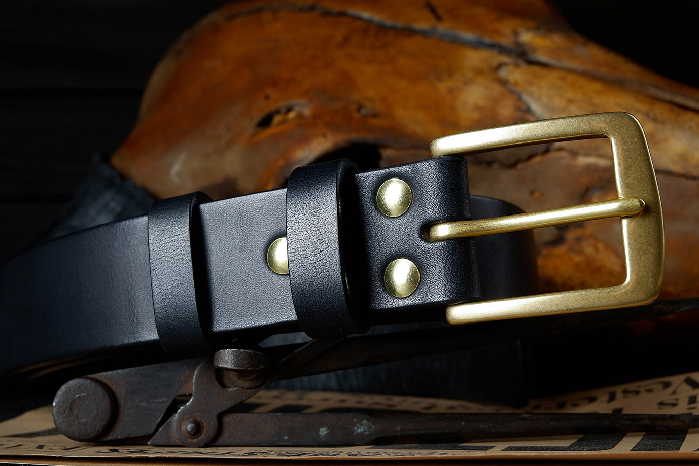 мужской ремень, кожаный ремень, для джинсов, черная кожа, толстый ремень, пряжка литая латунь, ширина 40 мм, 4 см, ручная работа, Grossone, водяной буйвол, надежная пряжка, японская кожа, ручная прошивка, брючный, джинсовый ремень, классический ремень, купить ремень, заказать ремень, ремень под заказ, ремень большой размер
