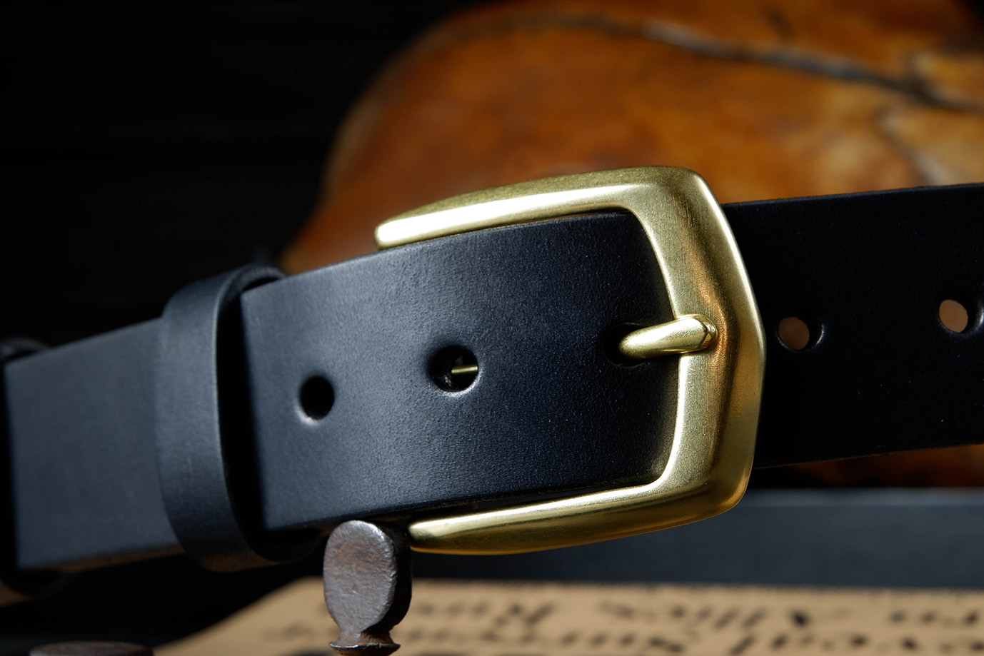 мужской ремень, кожаный ремень, для джинсов, черная кожа, толстый ремень, пряжка литая латунь, ширина 40 мм, 4 см, ручная работа, Grossone, водяной буйвол, надежная пряжка, японская кожа, ручная прошивка, брючный, джинсовый ремень, классический ремень, купить ремень, заказать ремень, ремень под заказ, ремень большой размер