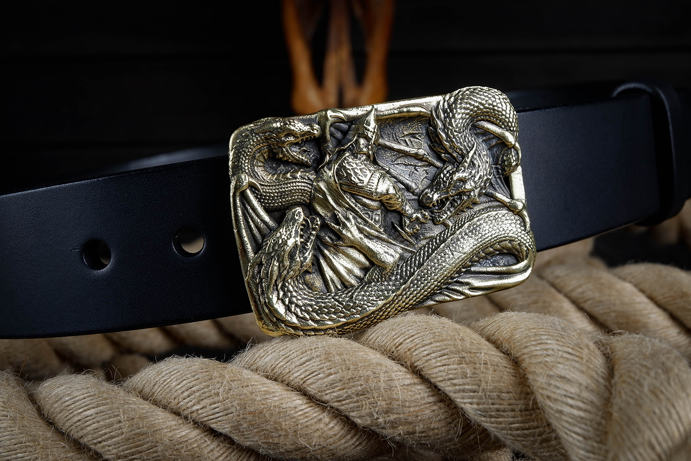 авторские пряжки, необычные пряжки, пряжка добрыня, пряжка богатырь, мужской ремень, кожаный ремень, для джинсов, черная кожа, толстый ремень, пряжка литая латунь, ширина 40 мм, 4 см, ручная работа, Grossone, водяной буйвол, надежная пряжка, японская кожа, ручная прошивка, брючный, джинсовый ремень, классический ремень, купить ремень, заказать ремень, ремень под заказ, ремень большой размер