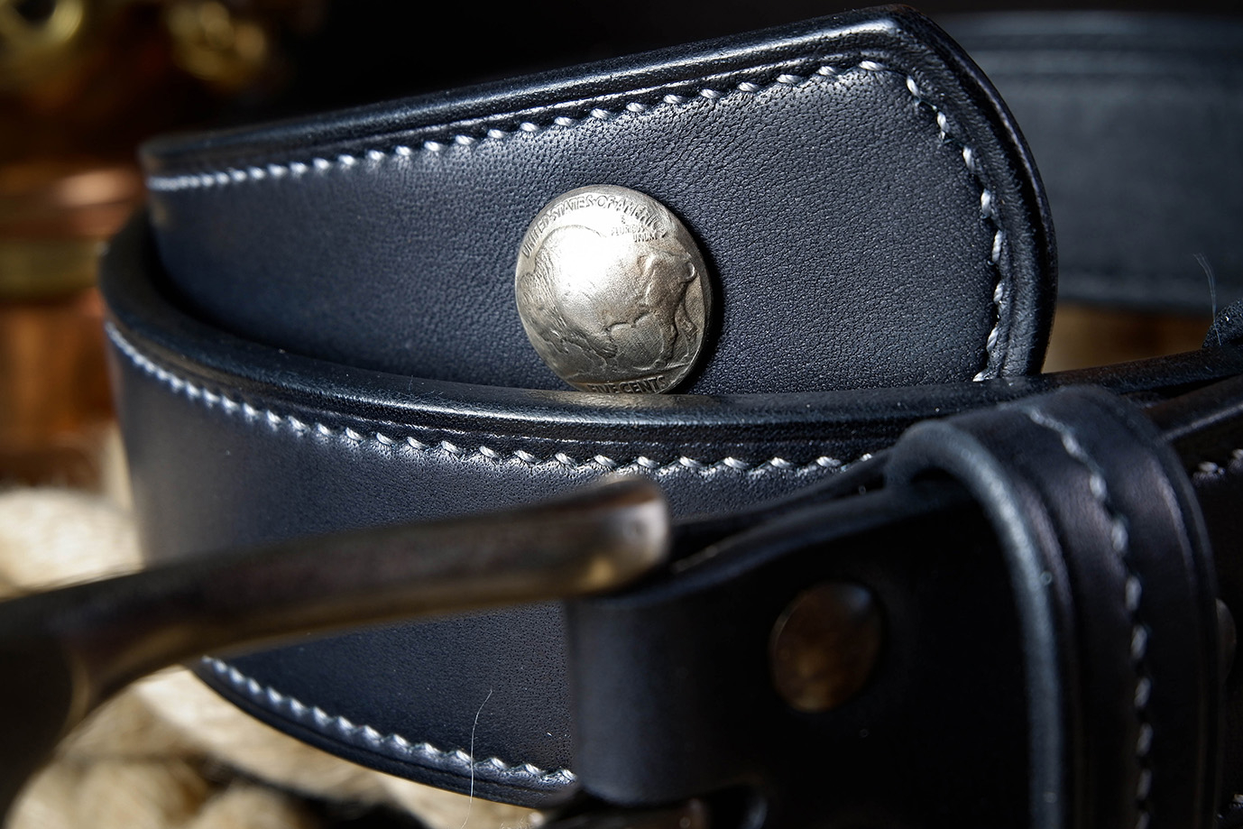 мужской ремень, кожаный ремень, для джинсов, черная кожа, толстый ремень, пряжка литая латунь, ширина 40 мм, 4 см, ручная работа, Grossone, водяной буйвол, надежная пряжка, японская кожа, ручная прошивка, брючный, джинсовый ремень, классический ремень, купить ремень, заказать ремень, ремень под заказ, ремень большой размер, авторские пряжки, пряжка саммит