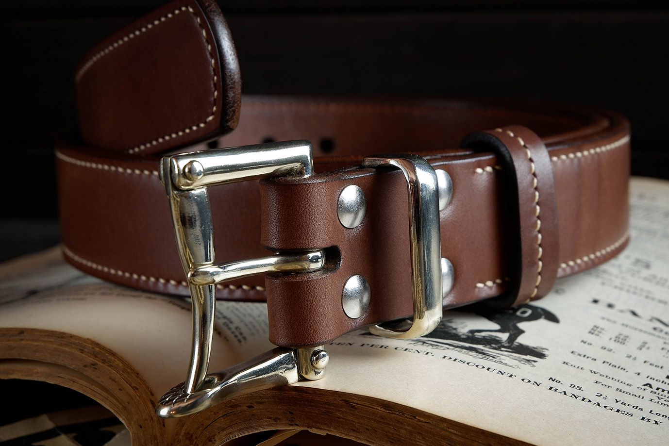 мужской ремень, кожаный ремень, для джинсов, черная кожа, толстый ремень, пряжка мельхиор, ширина 40 мм, 4 см, ручная работа, Grossone, водяной буйвол, надежная пряжка, японская кожа, ручная прошивка, брючный, джинсовый ремень, классический ремень, купить ремень, заказать ремень, ремень под заказ, ремень большой размер, необычные пряжки, пряжка фаермен, пряжка Fireman, пряжка пожарных