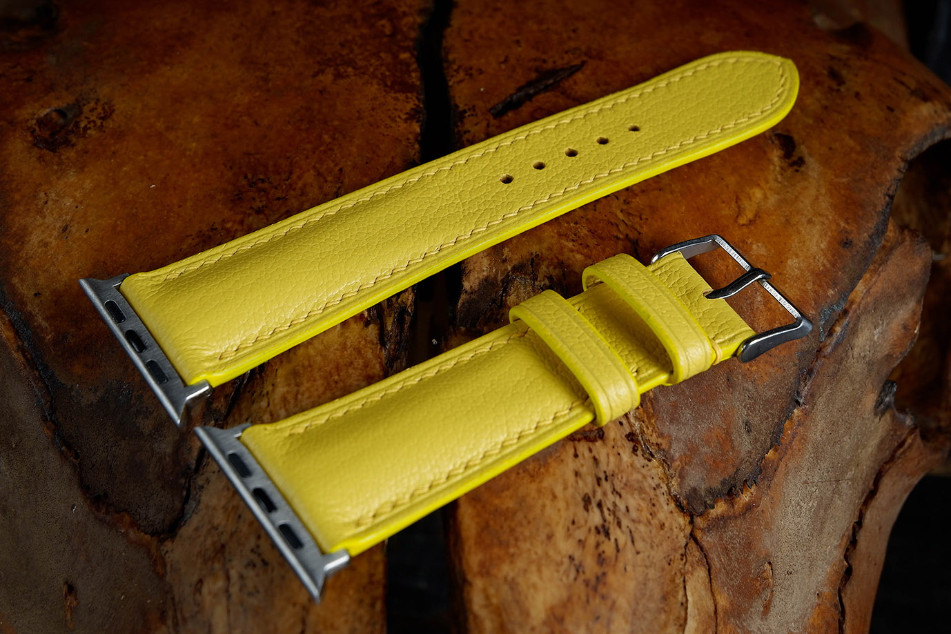 часовой ремешок, классические часы, apple watch, желтая кожа, кожа козы, французская кожа, Hermes, черная фурнитура, фурнитура сталь, заказать ремешок, купить ремешок, ремешок под заказ, под размер, экзотическая кожа, необычная кожа, ремешок для часов, необычный ремешок, ручная прошивка, ручная работа, разноцветный ремешок, яркий