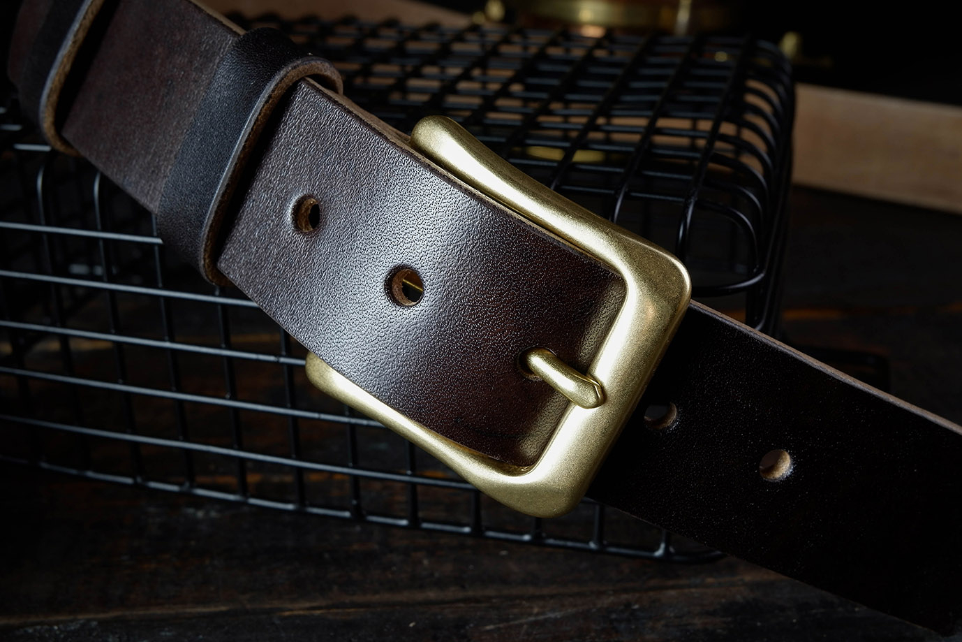 мужской ремень, кожаный ремень, для джинсов, коричневая кожа, темно-коричневая кожа, толстый ремень, пряжка литая латунь, ширина 40 мм, 4 см, ручная работа, Grossone, надежная пряжка, английская кожа, ручная прошивка, брючный, джинсовый ремень, классический ремень, купить ремень, заказать ремень, ремень под заказ, ремень большой размер