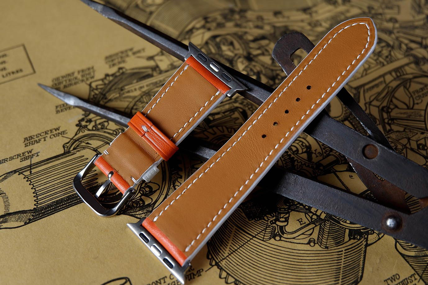 часовой ремешок, классические часы, apple watch, белая кожа, оранжевая, кожа козы, французская кожа, Hermes, черная фурнитура, фурнитура сталь, заказать ремешок, купить ремешок, ремешок под заказ, под размер, экзотическая кожа, необычная кожа, ремешок для часов, необычный ремешок, ручная прошивка, ручная работа, разноцветный ремешок, яркий