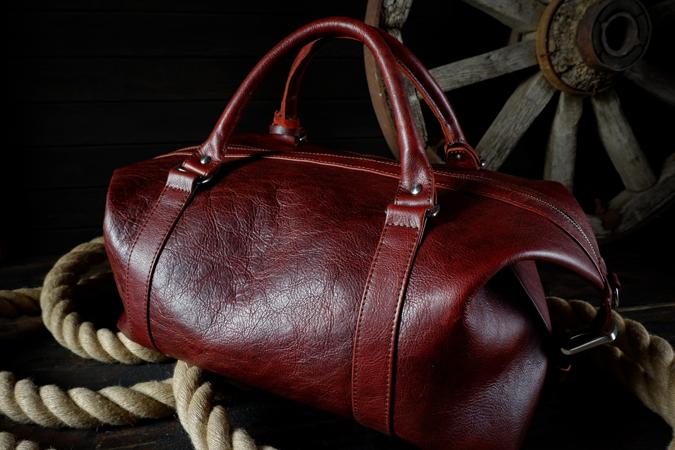 дорожная сумка,  мужская сумка, коричнево-бордовая кожа, итальянская кожа, бычья кожа, заказать сумку, купить сумку, ручная работа, натуральная кожа, сумка беринг, Grossone, фурнитура нержавеющая сталь, подклад канвас, итальянский канвас