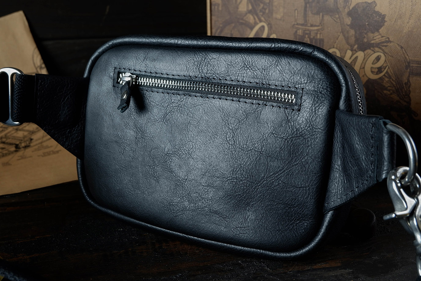 поясная сумка,  мужская сумка, черная кожа, итальянская кожа, бычья кожа, заказать сумку, купить сумку, ручная работа, натуральная кожа, сумка маклай, Grossone, фурнитура нержавеющая сталь, подклад канвас, итальянский канвас