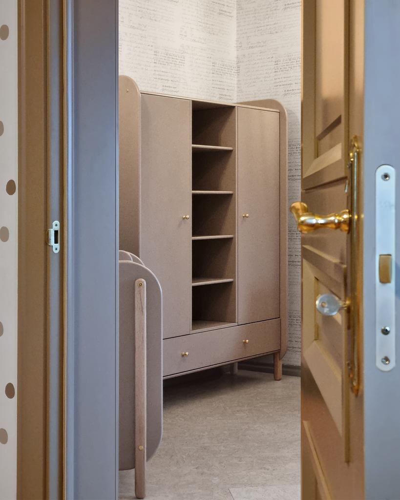 Шкаф "Baby Chipak - Just 7.3"