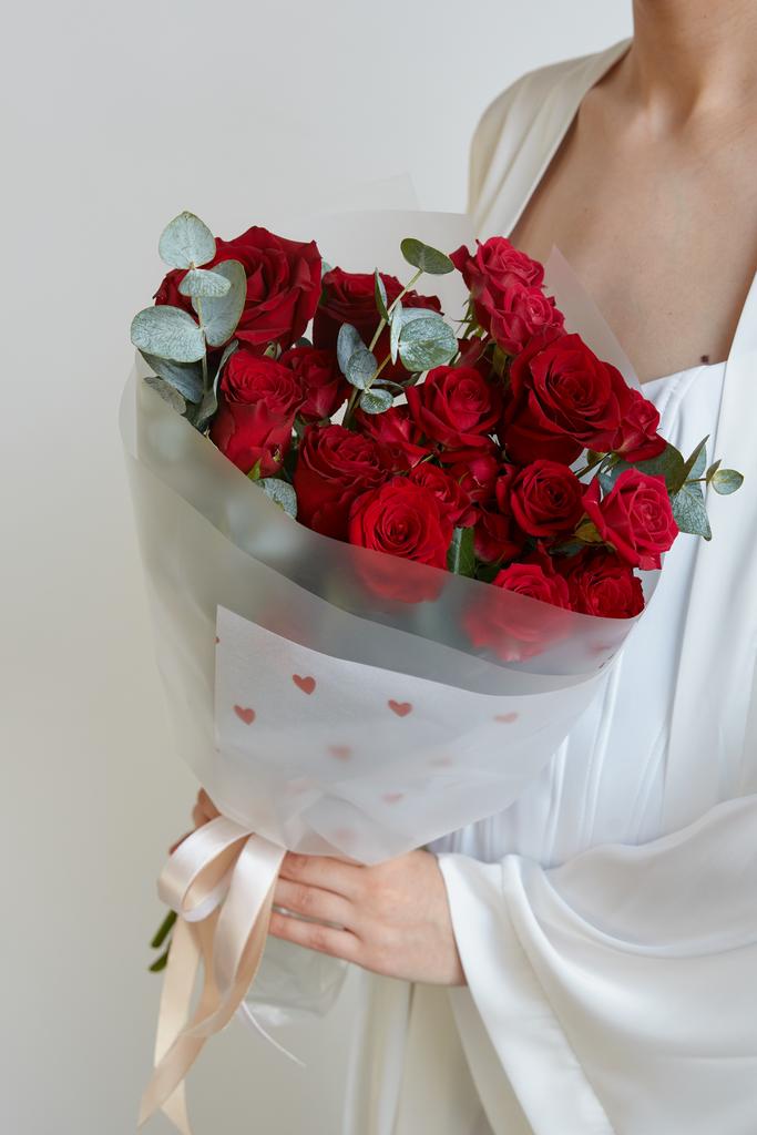 Красные розы M_5000