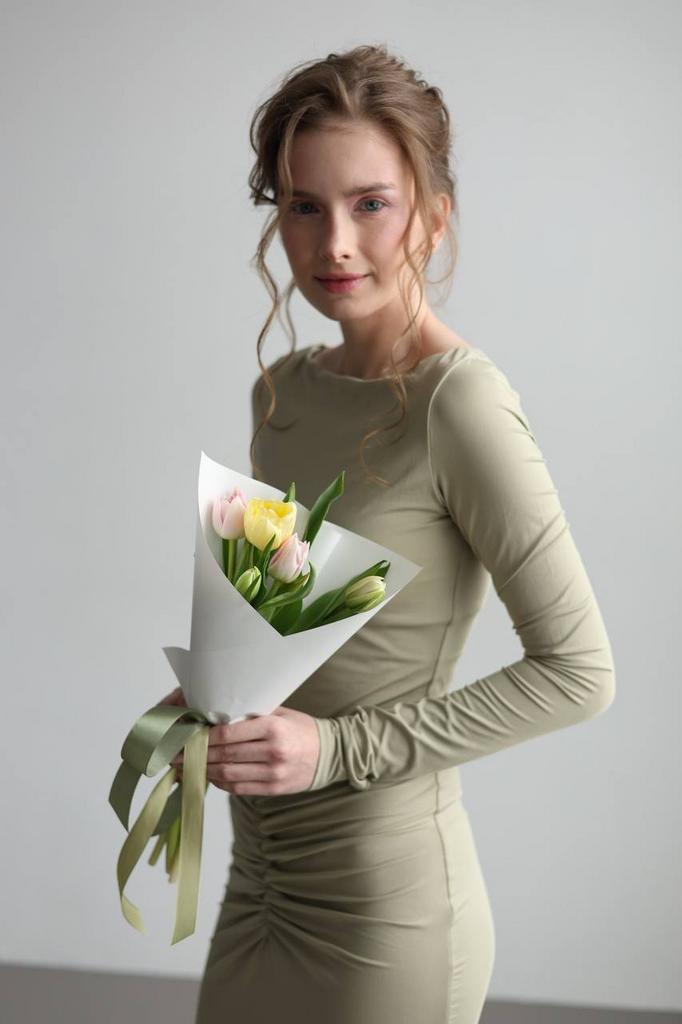 Тюльпаны пионовидные светлые XS_2000р