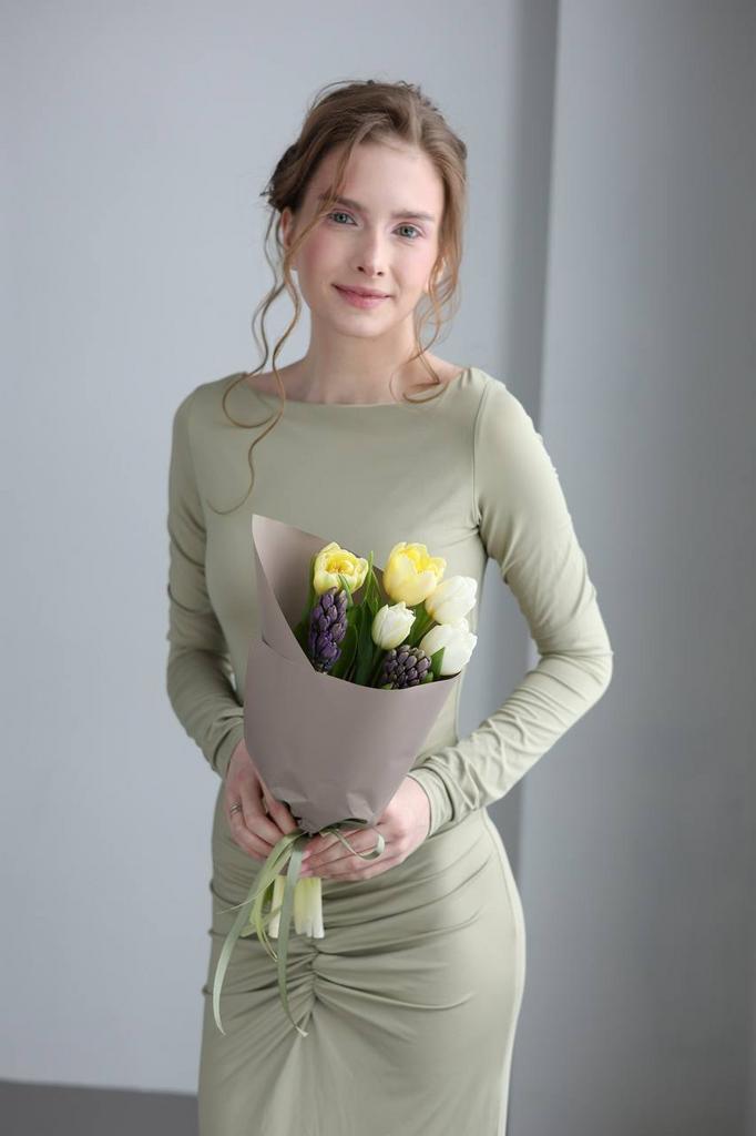 Тюльпаны и гиацинты S_2700р