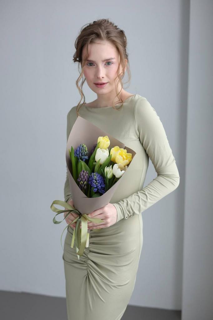 Тюльпаны и гиацинты M_4300р