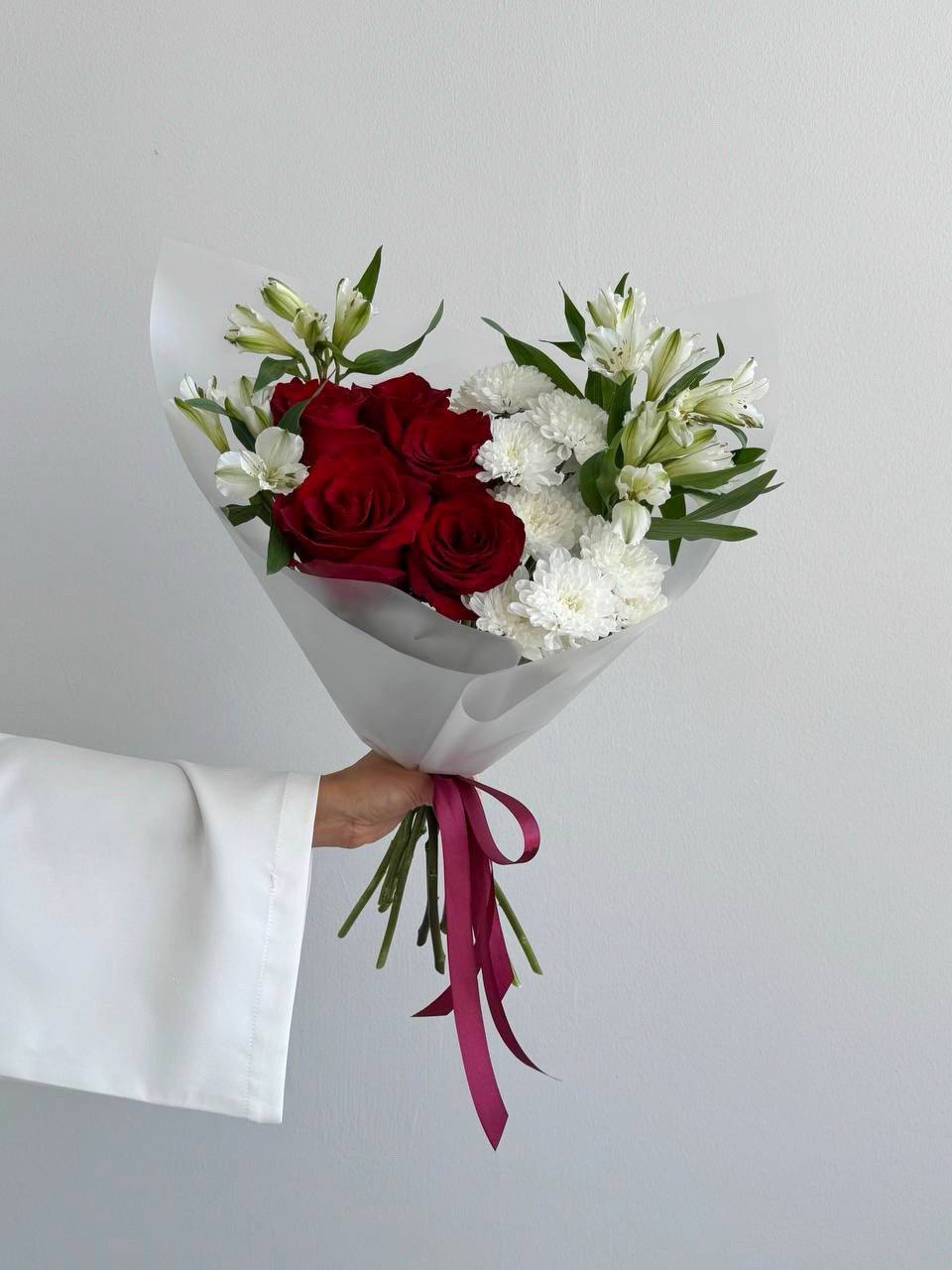 Сборный букет с розами M