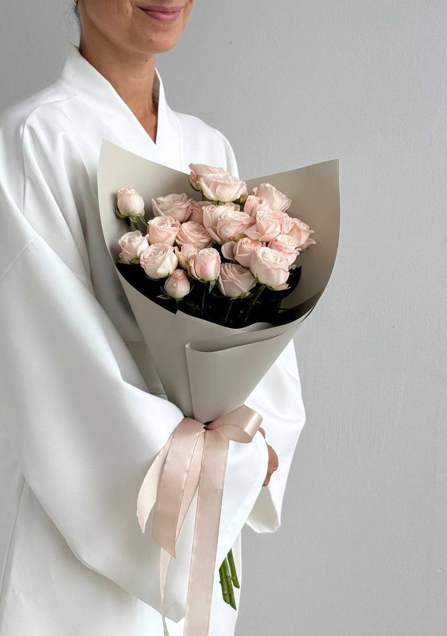 Кустовые пион. розы Бомбастик 7 шт