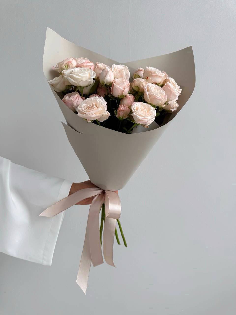 Кустовые пион. розы Бомбастик 9 шт