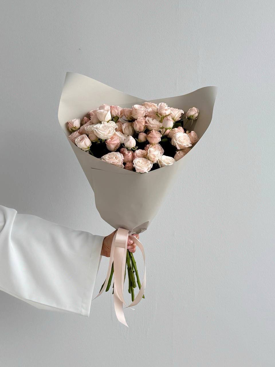 Кустовые пион. розы Бомбастик 15 шт