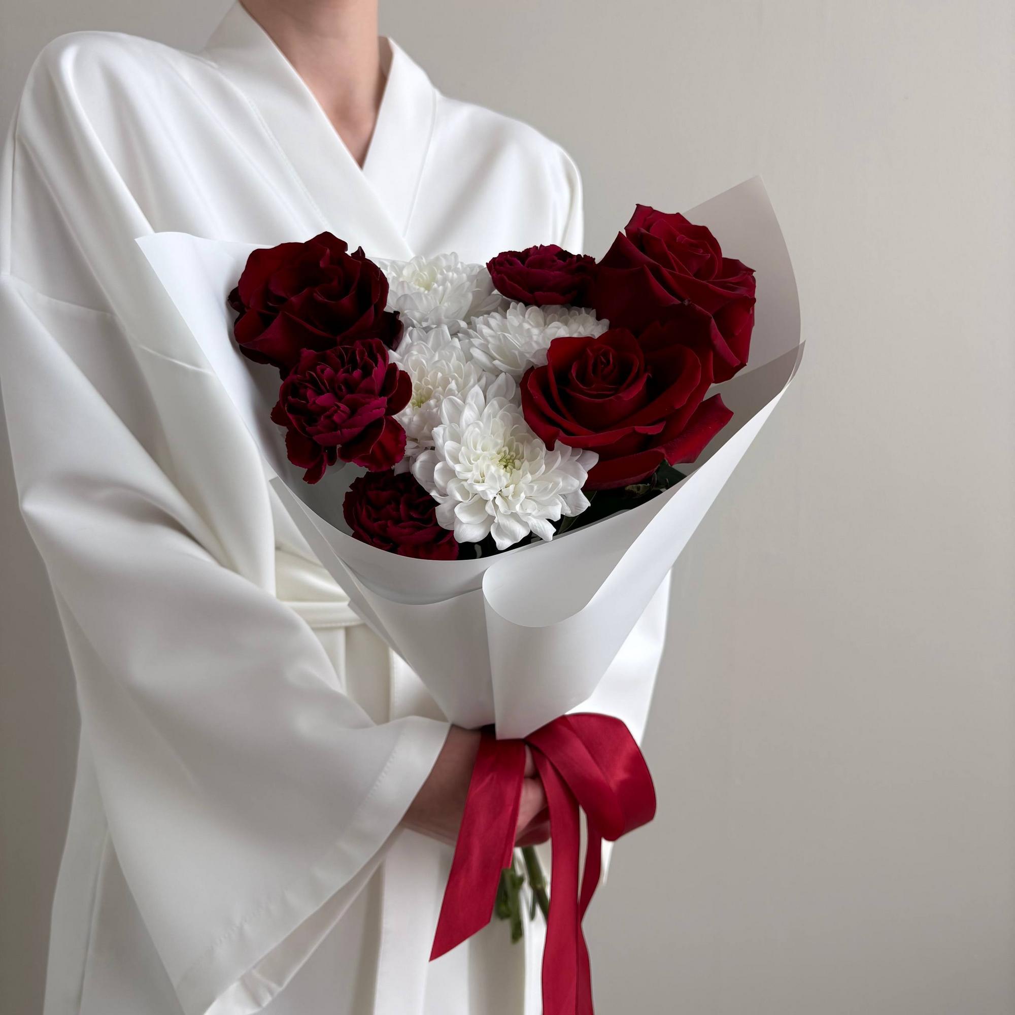 Сердечный букет с розами S