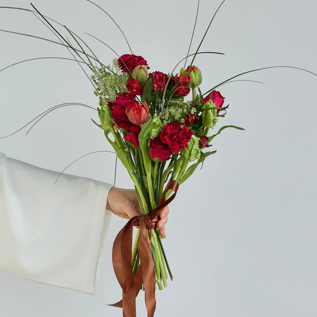 Яркий весенний букет L