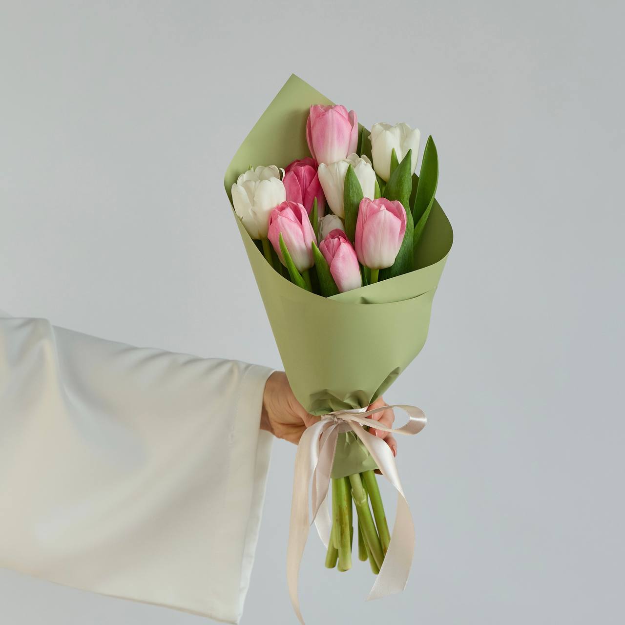 Тюльпаны светлые 9 шт