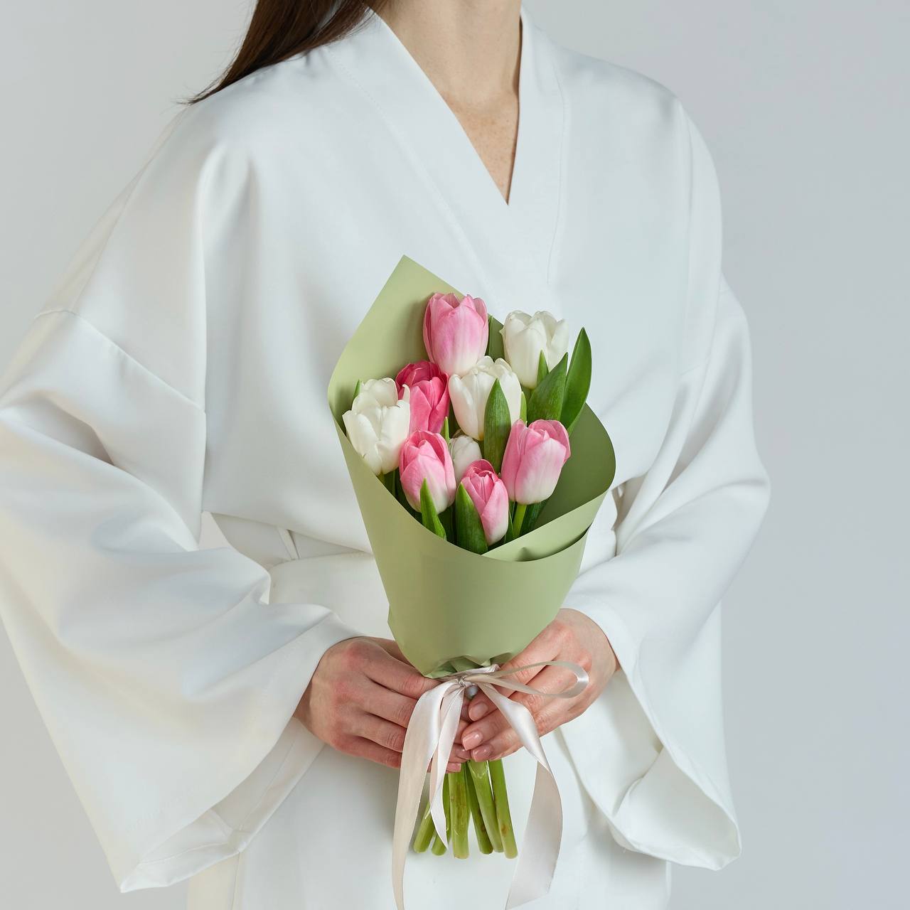 Тюльпаны светлые 9 шт