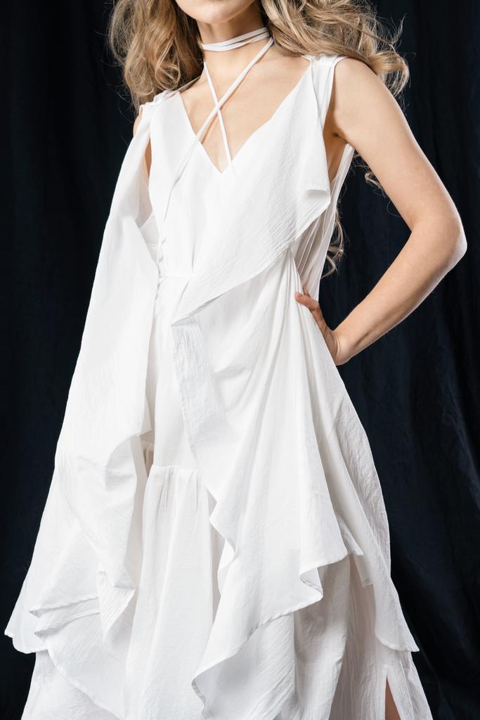 Жилетка с защипами (белый)