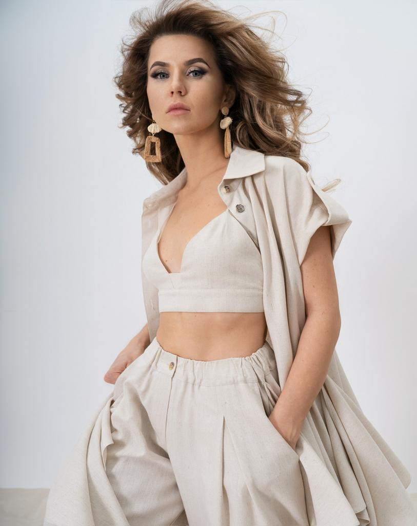 Топ-бюстье Versal (песочный)