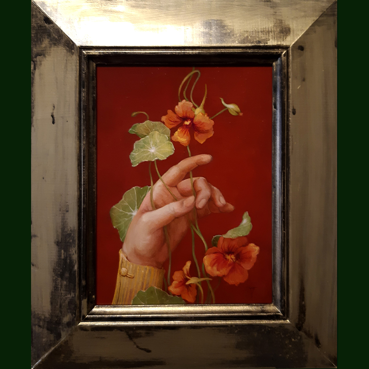 Рука с настурцией