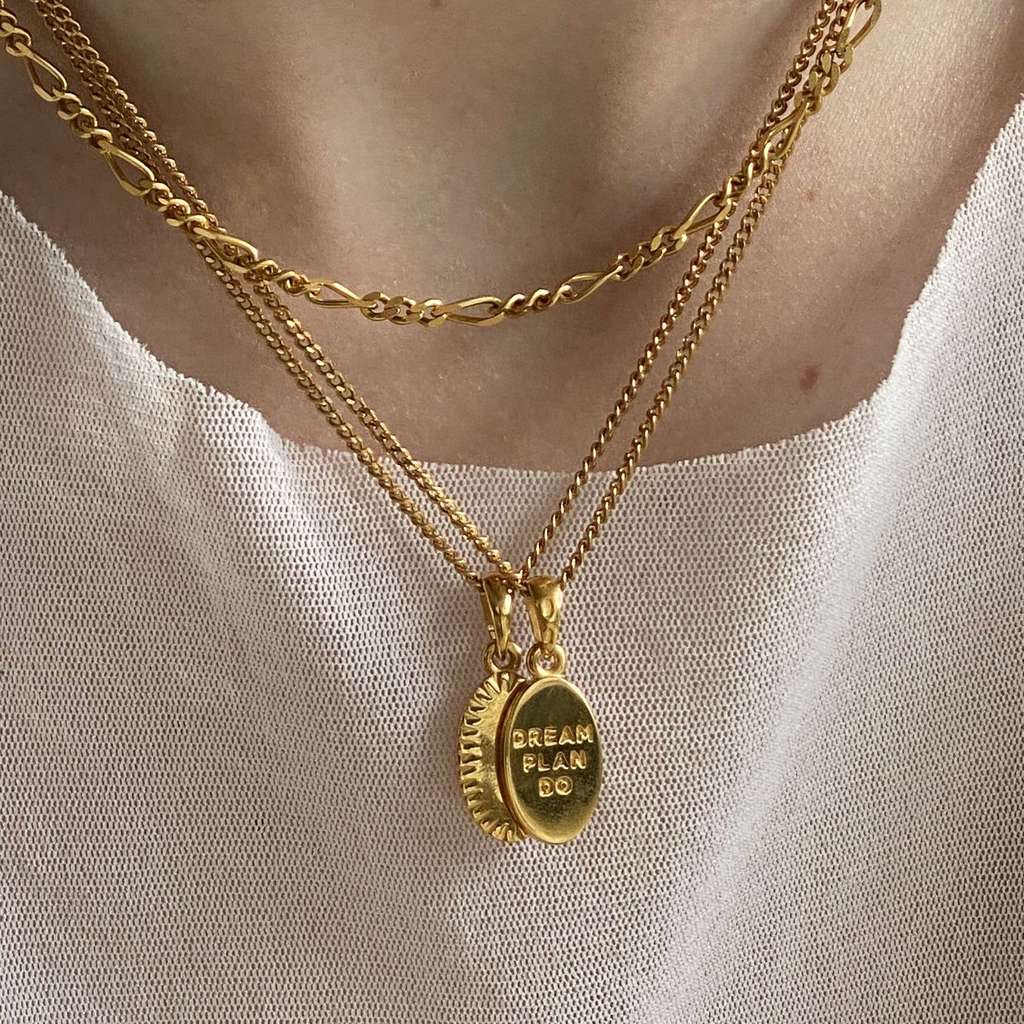 Медальон ISPIRAZIONE двусторонний c гравировкой "DREAM. PLAN. DO" с позолотой