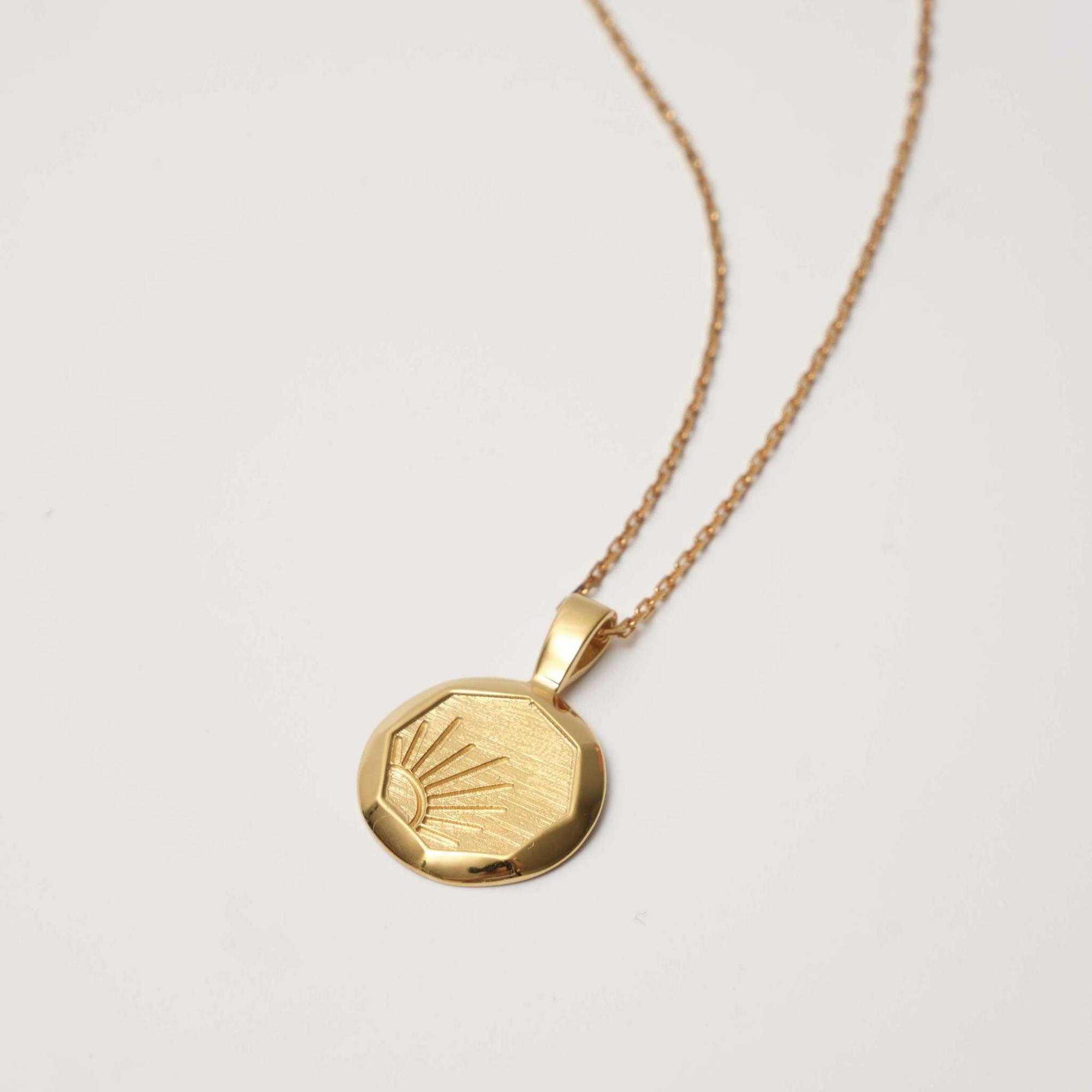 Подвеска FOGGIA с солнцем с позолотой