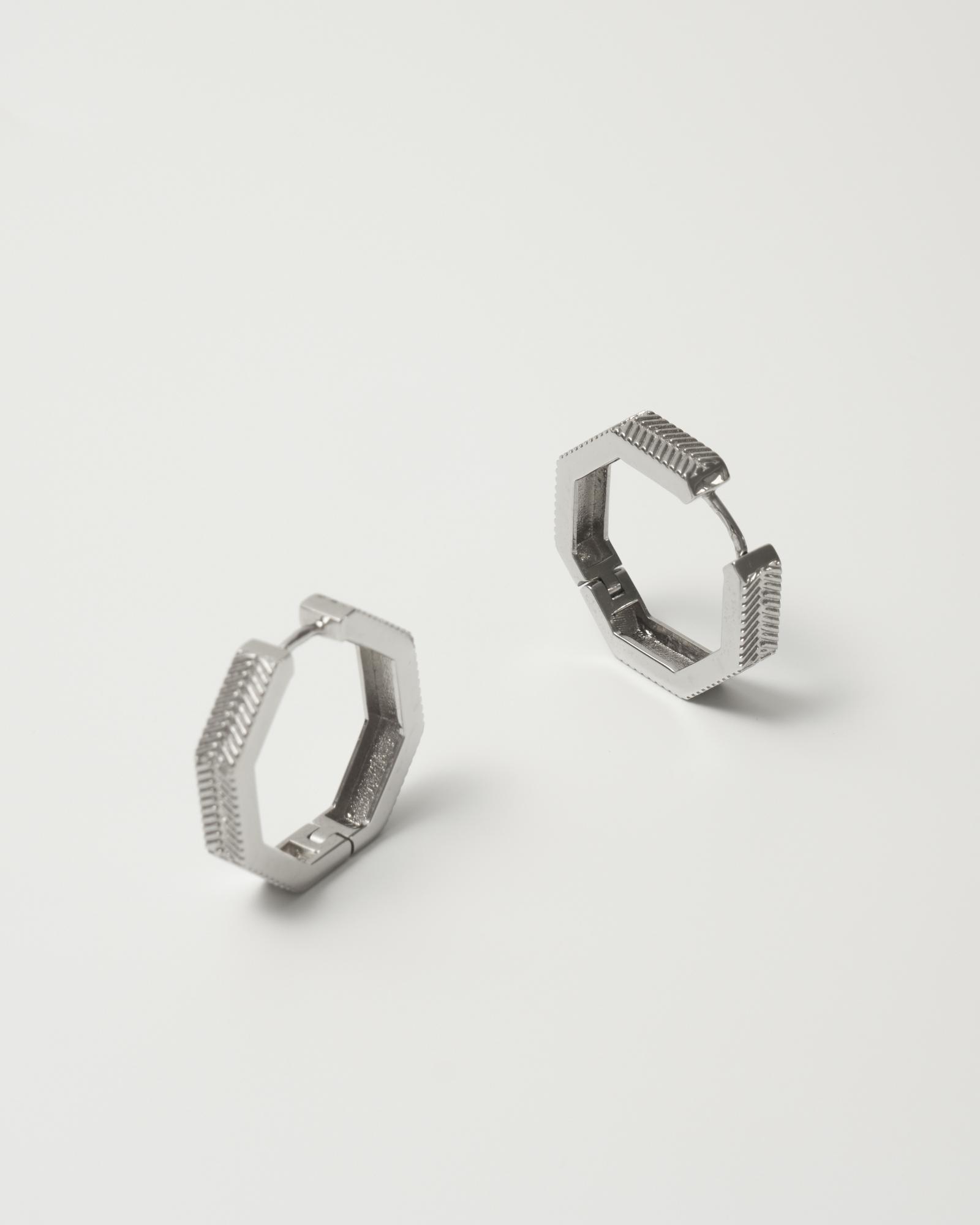 Серьги-кольца PESCARA восьмигранные в родиевом покрытии