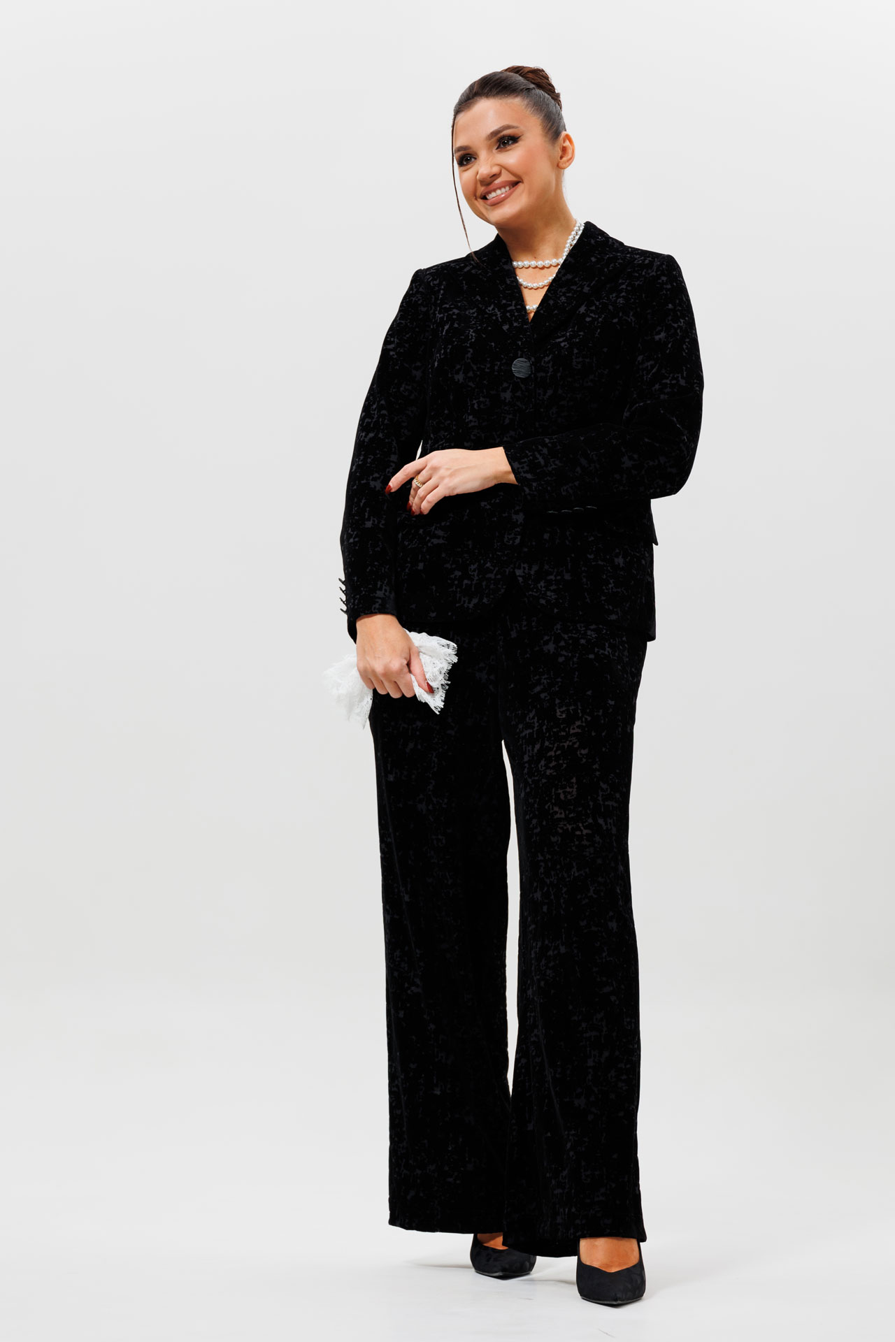 Костюм черный бархат с манжетами арт 1285м