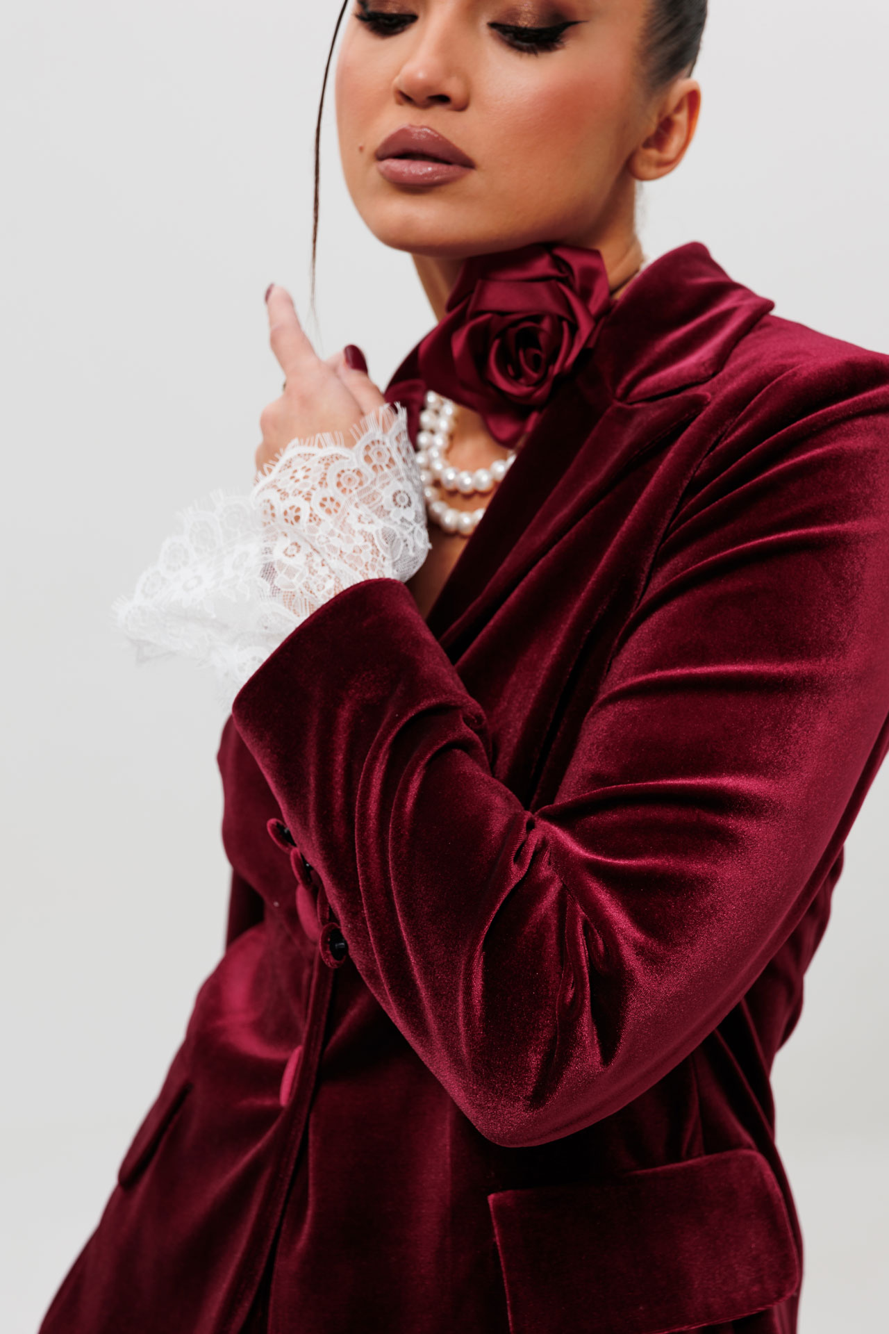 Костюм бордовый деловой с манжетами и юбкой-карандаш арт. 1165/1м