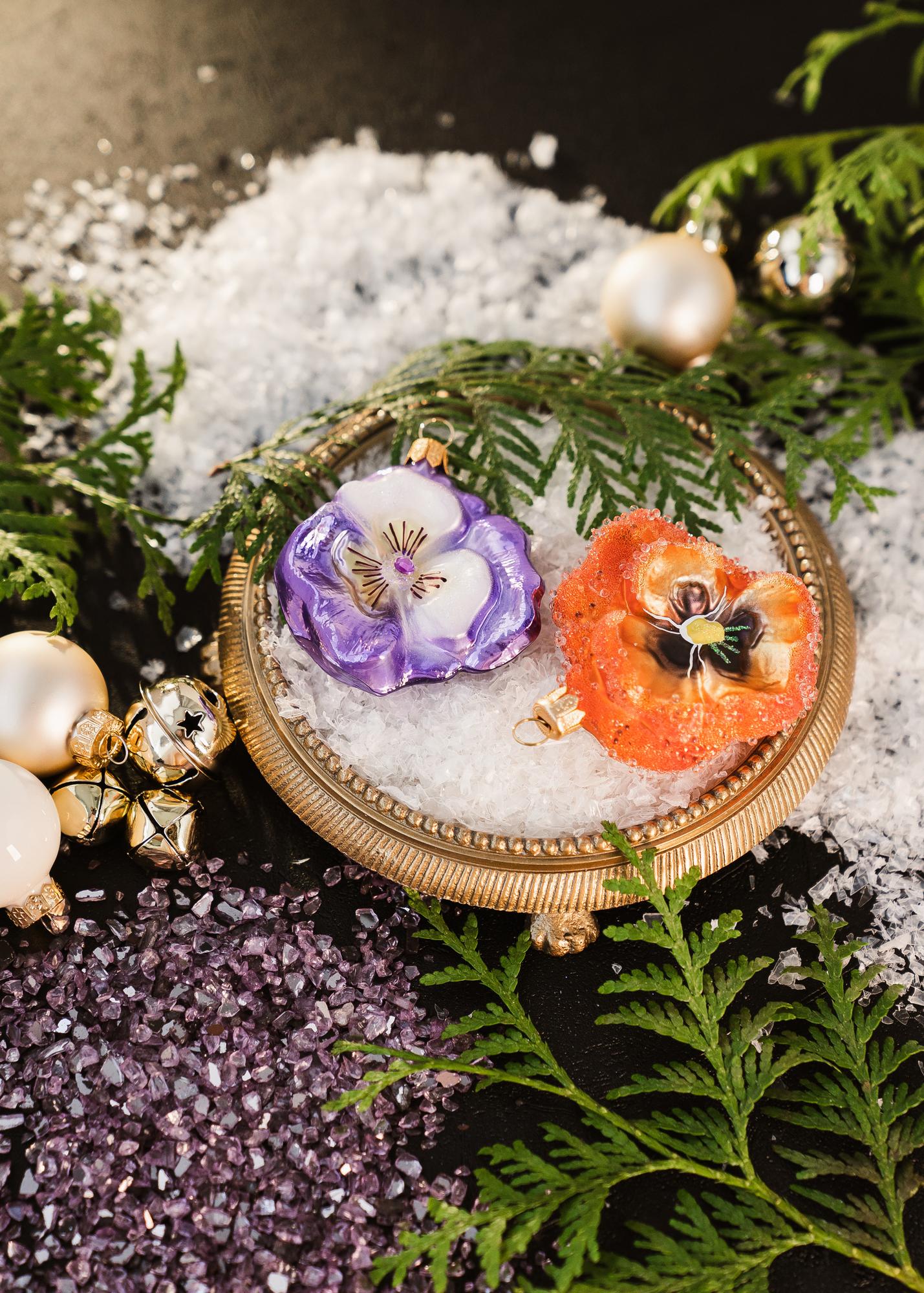 Елочная игрушка "Виола"