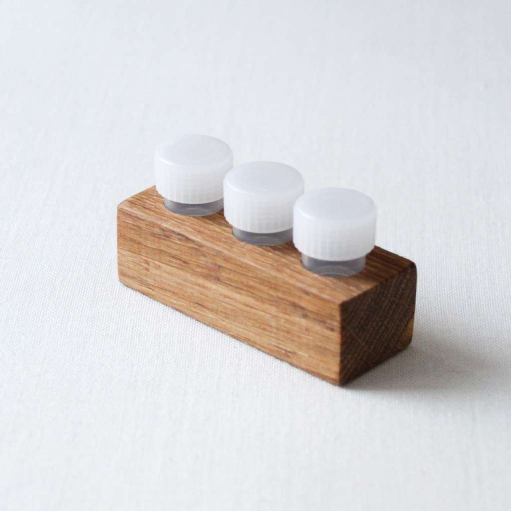 Тушница "Дуб" с тремя маленькими баночками