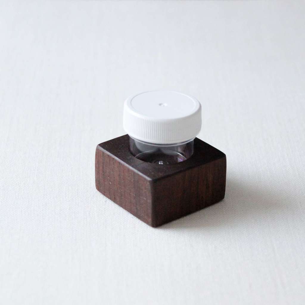 Тушница "Американский орех" с одной большой баночкой