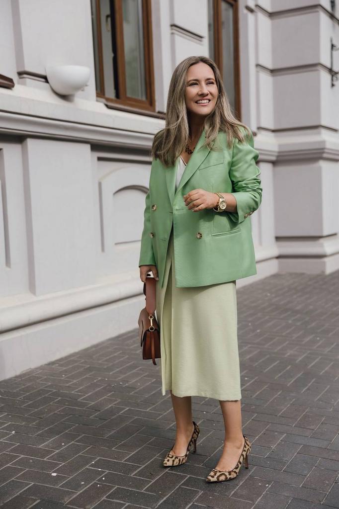 Юбка со складкой фисташкового цвета