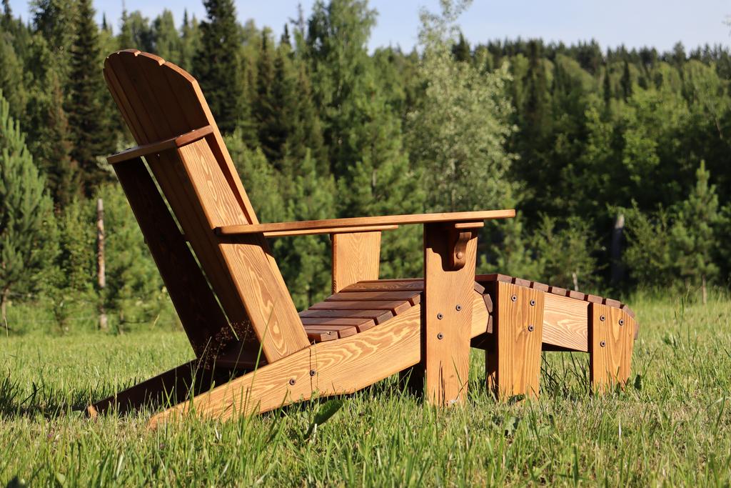 Шезлонг Адирондак для отдыха и загара