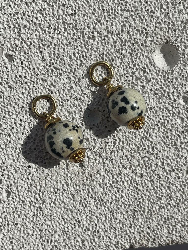 Подвески из яшмы