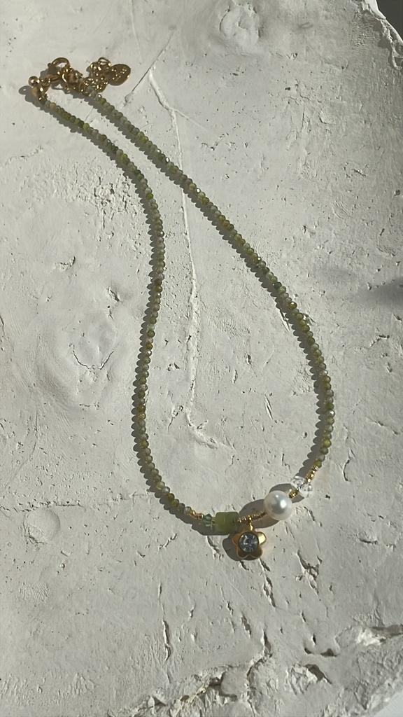 Чокер Весенний цветок