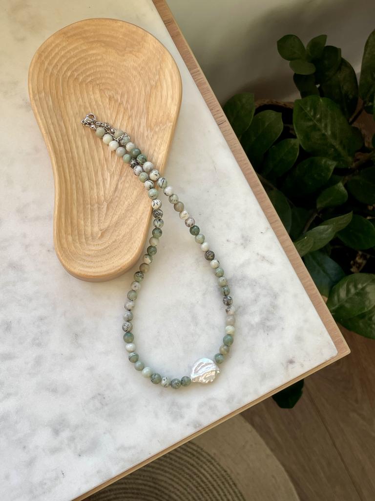 Чокер Мирра