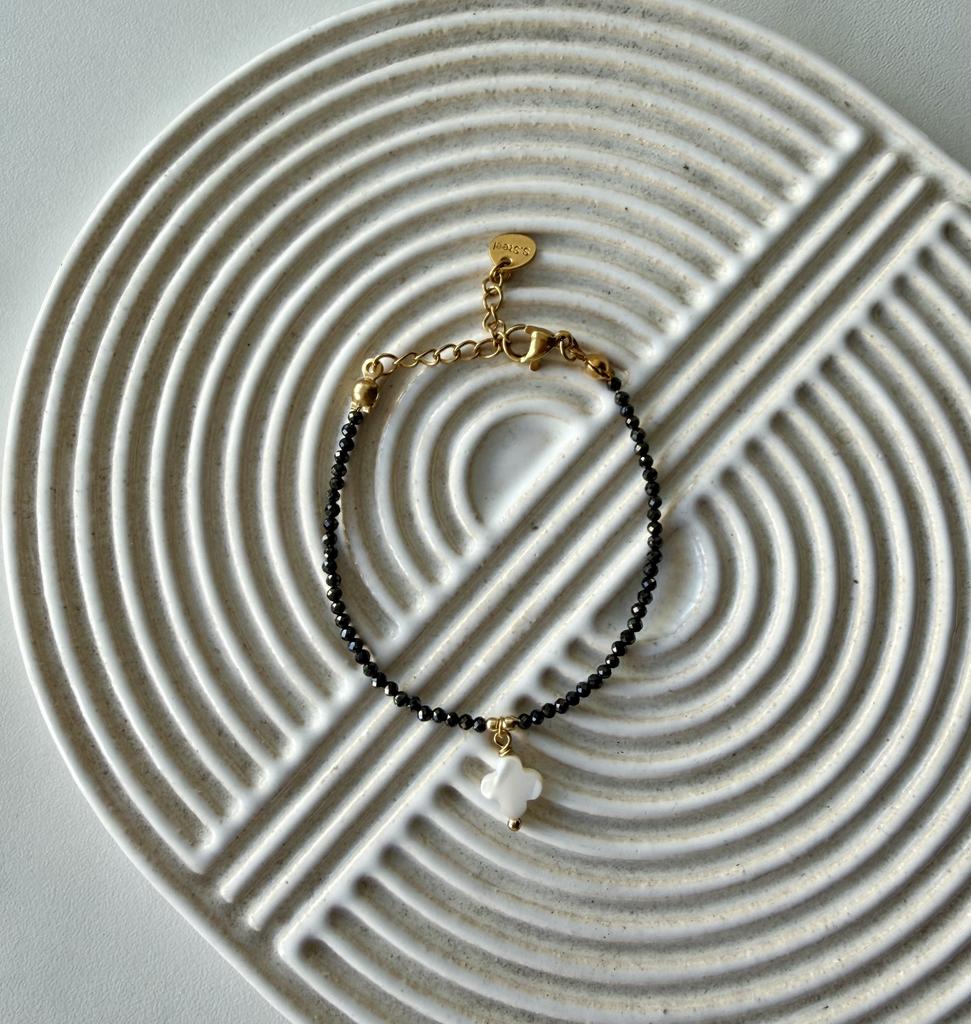 Браслет Клевер