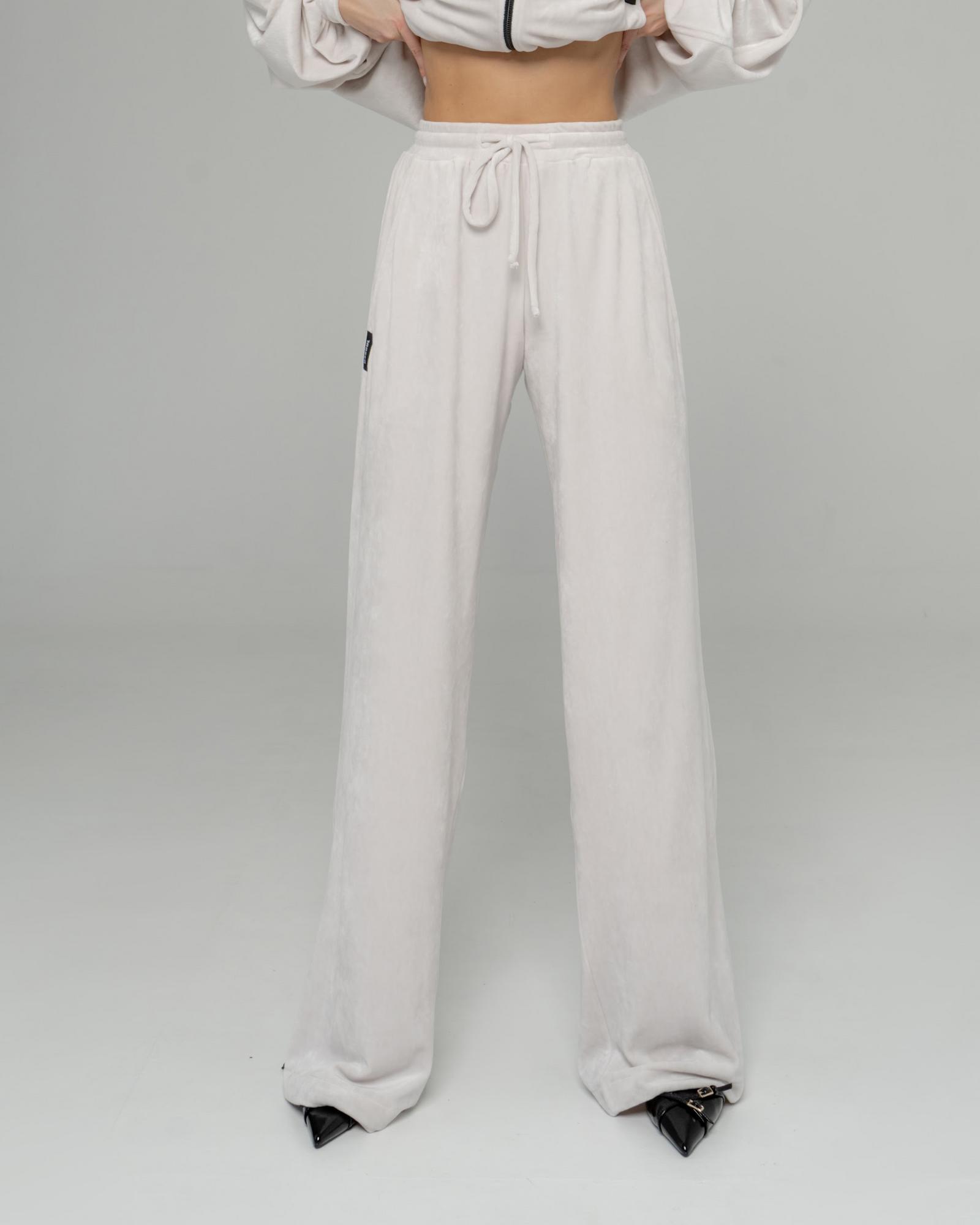 Брюки велюр жемчуг