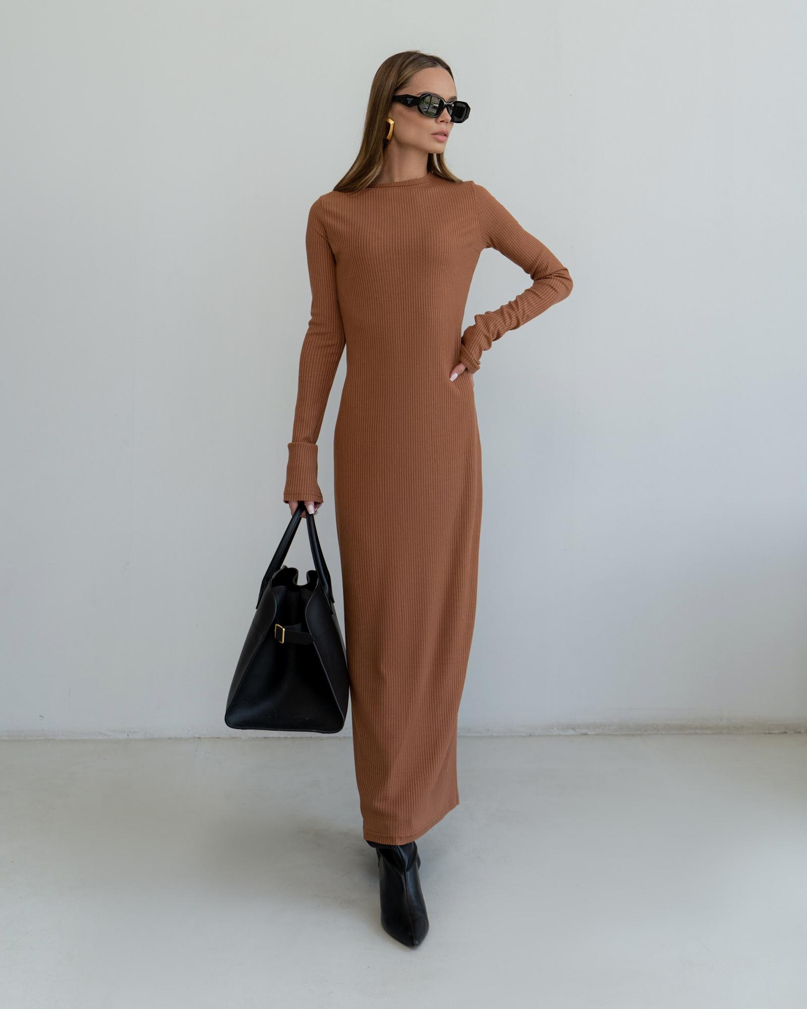 Платье лапша с рукавом 2024 Caramel